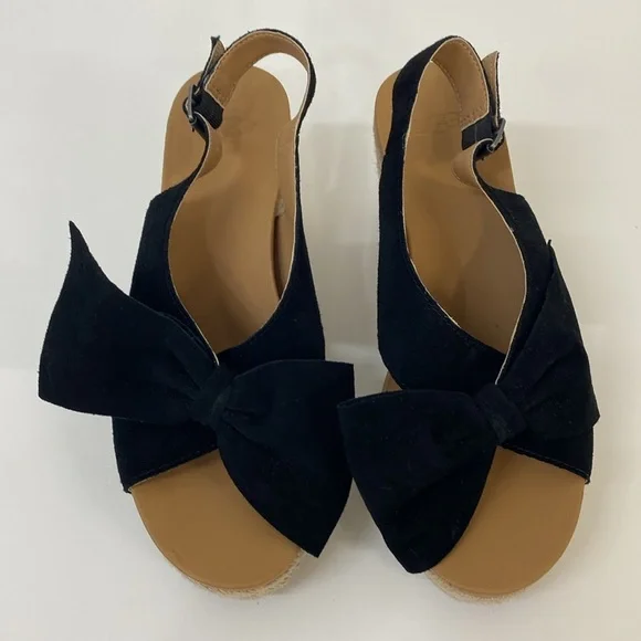 UGG Espadrilles Size 8 - Picture 4 of 10